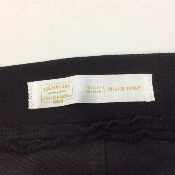 Levi Women's Plus 28S/26 Signature Pull-On Skinny Black Jeans Totally Shaping - Picture 8 of 11